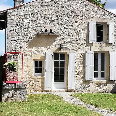 La Petite Maison Matha Esterno foto