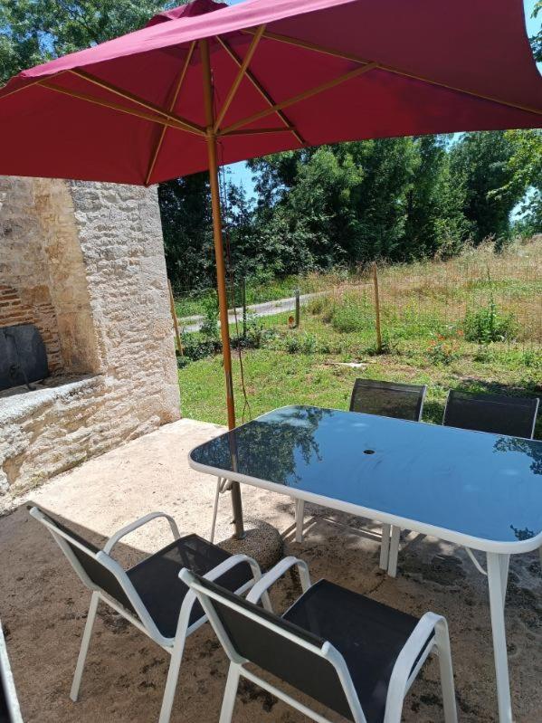 La Petite Maison Matha Esterno foto