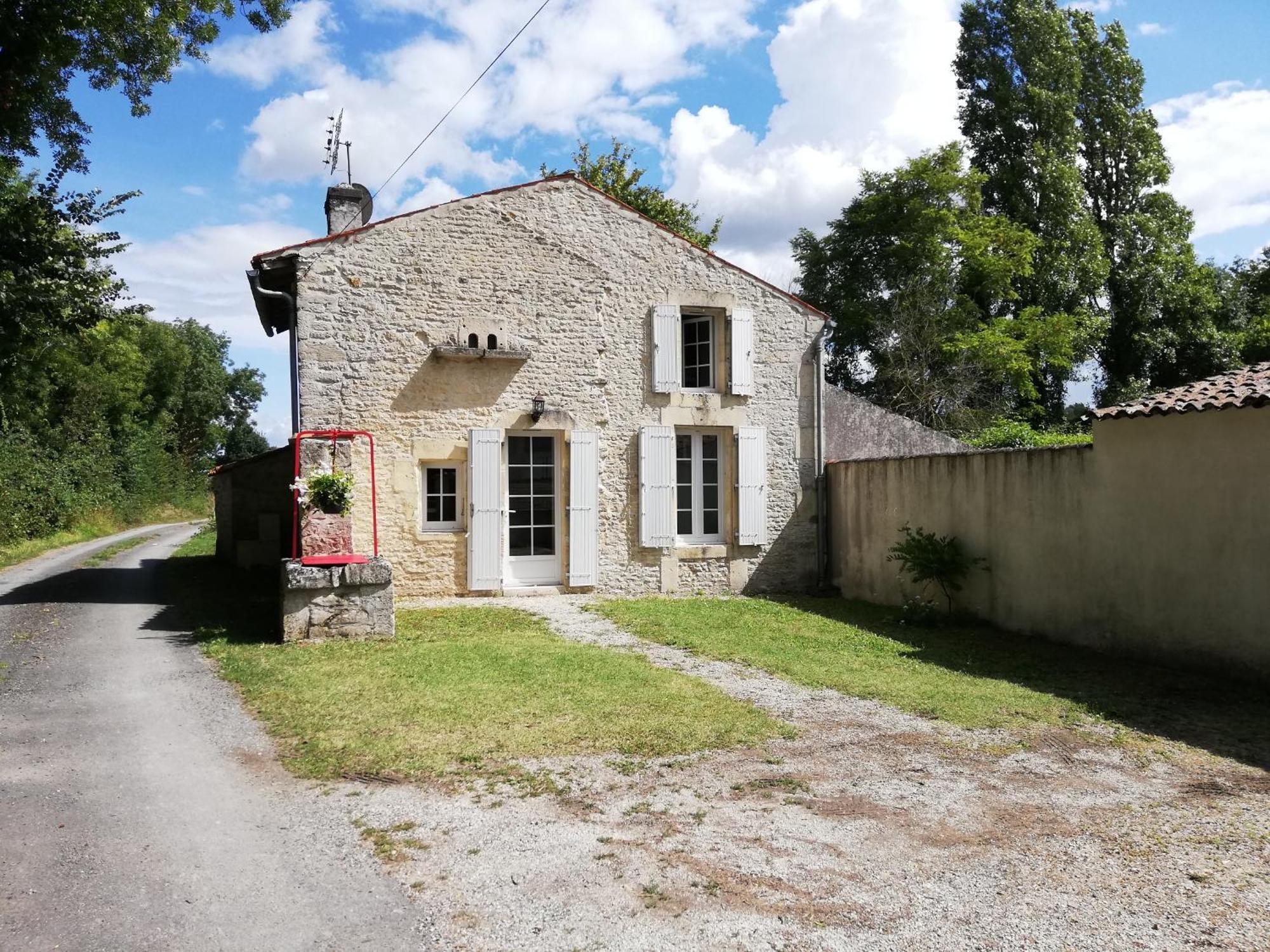 La Petite Maison Matha Esterno foto